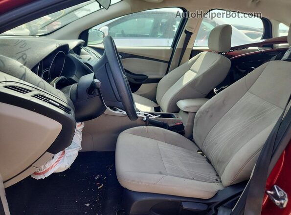 1FADP3F23HL295019 2017 FORD FOCUS Red Вид салону спереду