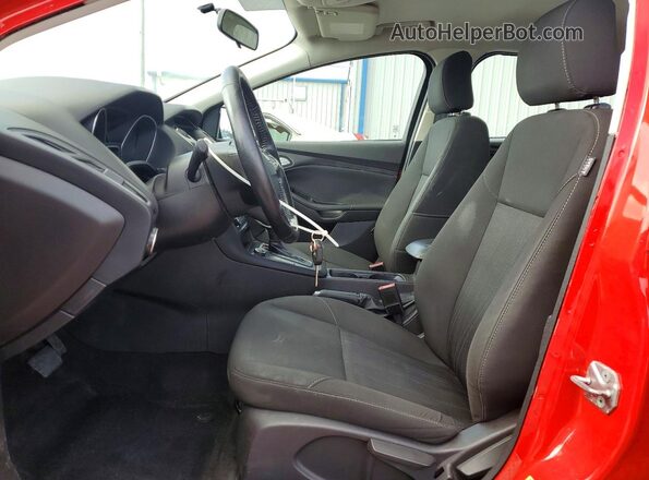 1FADP3F24GL228959 2016 FORD FOCUS Red Widok wnętrza z przodu