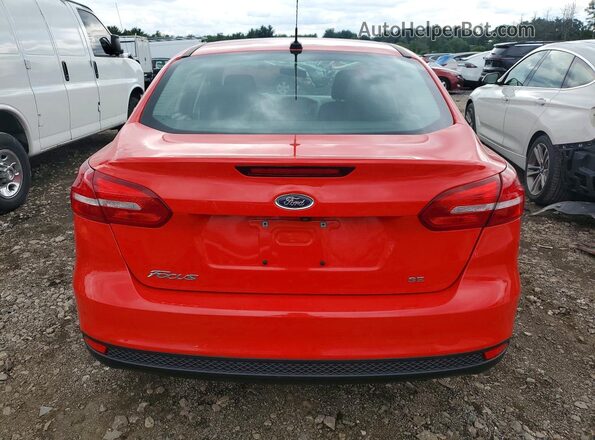1FADP3F24GL280186 2016 FORD FOCUS Red Widok z tyłu