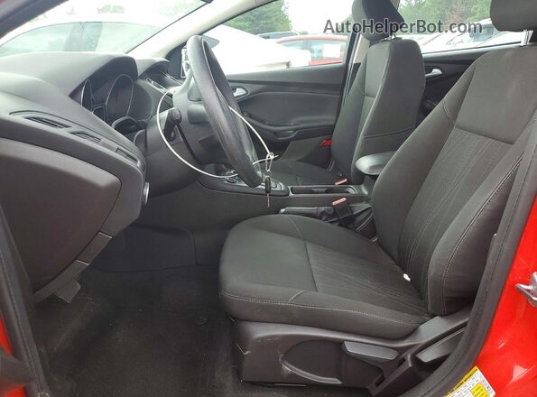 1FADP3F24GL280186 2016 FORD FOCUS Red Widok wnętrza z przodu