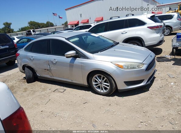 1FADP3F24GL284321 2016 FORD FOCUS Silver Vista interior trasera