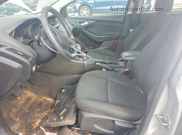 1FADP3F24GL320332 2016 FORD FOCUS Silver Սալոնի դիմացի տեսք