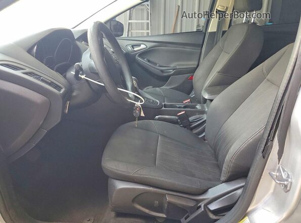 1FADP3F24GL348924 2016 FORD FOCUS Silver Vista interior delantera