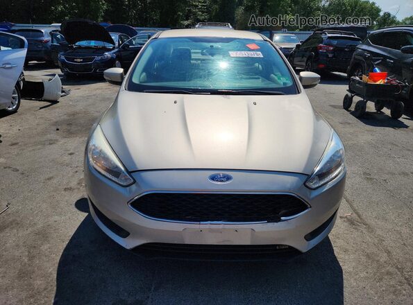 1FADP3F24HL212312 2017 FORD FOCUS Бежевый Вид спереди