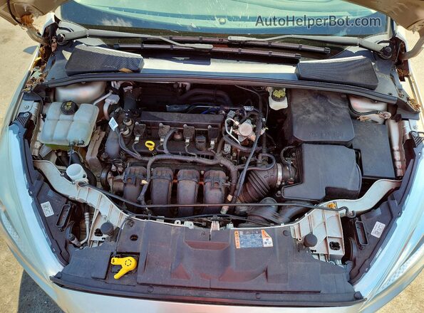 1FADP3F24HL212312 2017 FORD FOCUS Бежевый Вид задней части салона