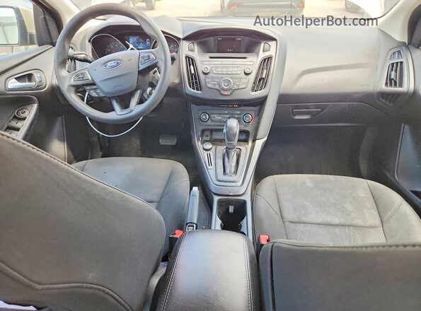 1FADP3F24HL219549 2017 FORD FOCUS Beige Вид панелі приладів