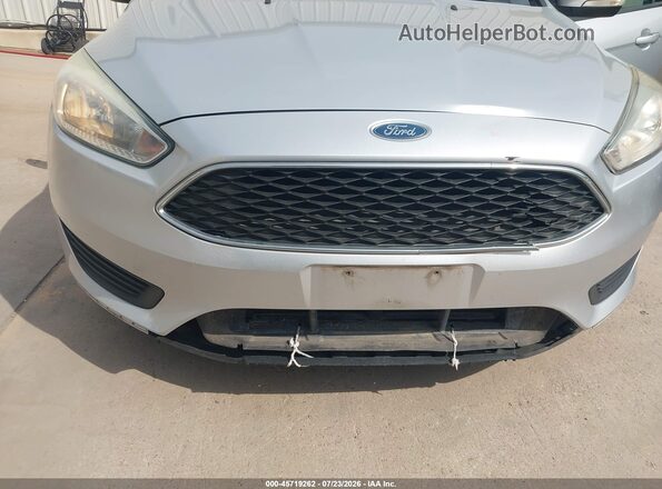 1FADP3F24HL288435 2017 FORD FOCUS Silver Вид спереду