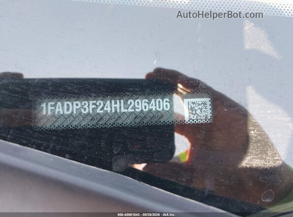 1FADP3F24HL296406 2017 FORD FOCUS Silver Вид підкапотного простору