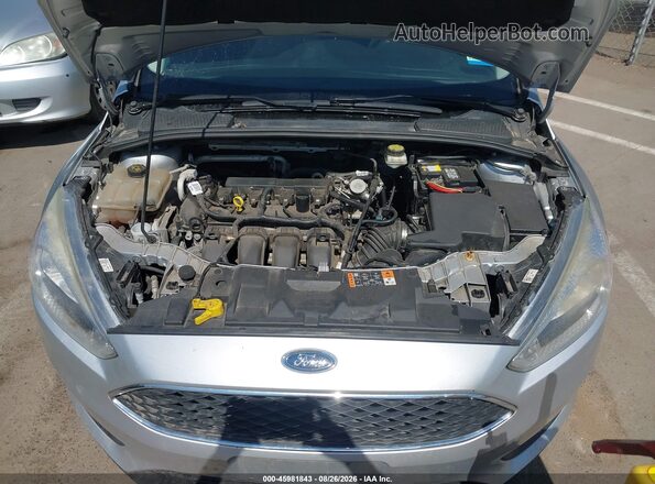 1FADP3F24HL296406 2017 FORD FOCUS Silver Вид ззаду