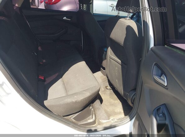 1FADP3F24JL250192 2018 FORD FOCUS White Вид наклейки з VIN-кодом