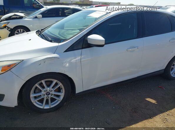 1FADP3F24JL250192 2018 FORD FOCUS White Вид задньої частини салону