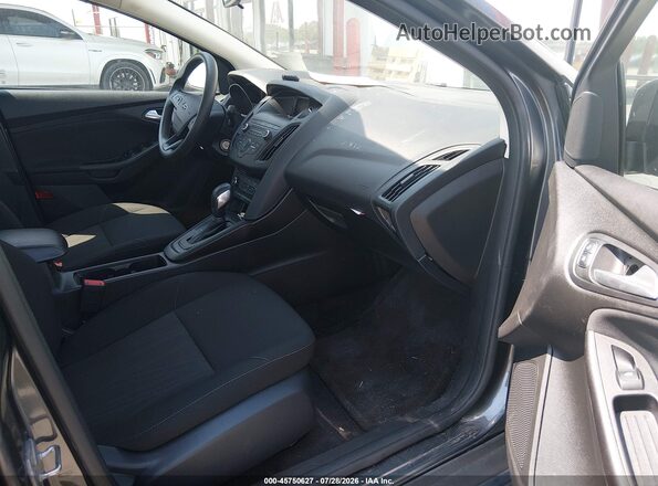 1FADP3F24JL327952 2018 FORD FOCUS Gray Vista interior delantera