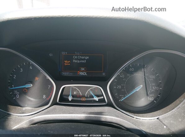 1FADP3F24JL327952 2018 FORD FOCUS Gray Vista de los asientos traseros