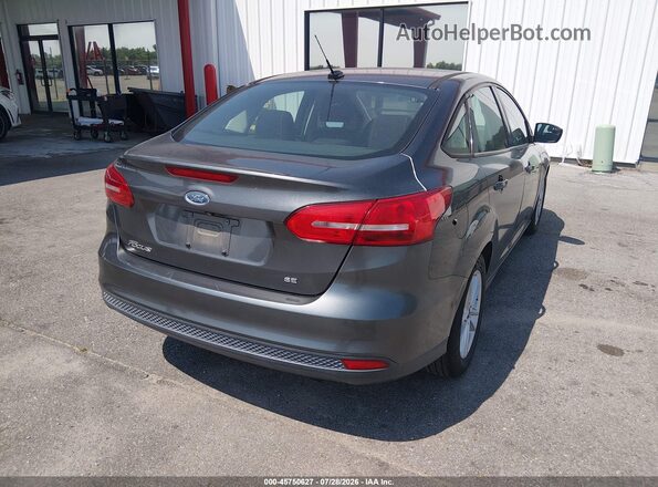1FADP3F24JL327952 2018 FORD FOCUS Gray Trasero derecho