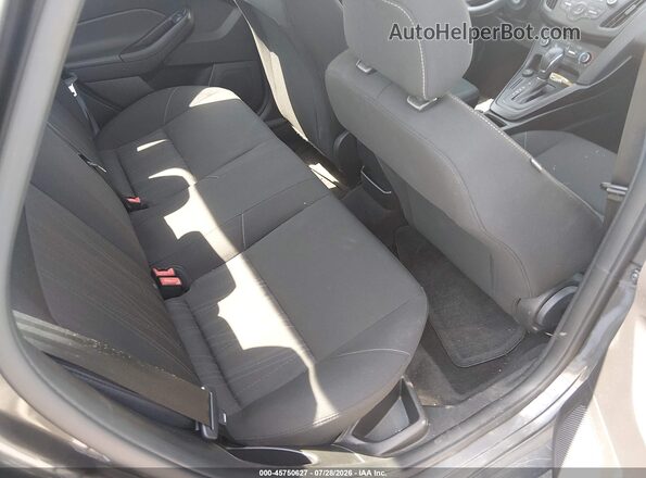 1FADP3F24JL327952 2018 FORD FOCUS Gray Vista de la etiqueta del VIN