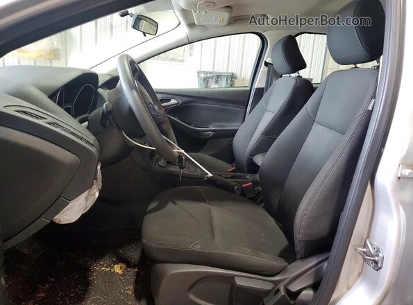 1FADP3F25GL270136 2016 FORD FOCUS Silver წინა სალონის ხედი
