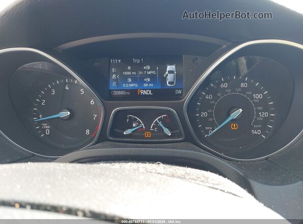 1FADP3F25HL315478 2017 FORD FOCUS Silver Widok tylnych siedzeń