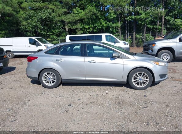 1FADP3F25HL315478 2017 FORD FOCUS Silver Widok wnętrza z tyłu