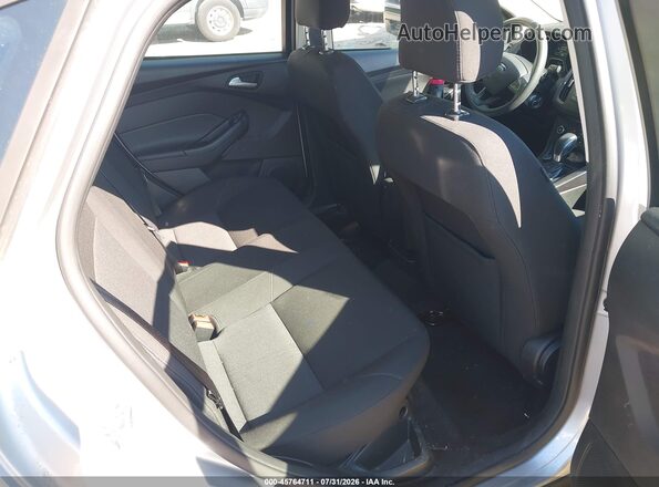 1FADP3F25HL315478 2017 FORD FOCUS Silver Widok naklejki z numerem VIN