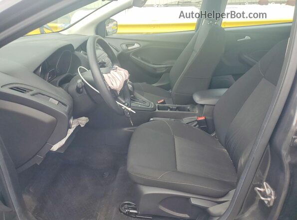 1FADP3F25JL213779 2018 FORD FOCUS Серый Вид салона спереди