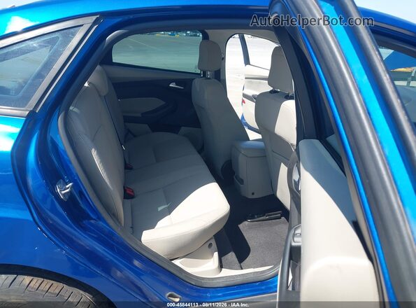 1FADP3F25JL231876 2018 FORD FOCUS Blue VIN კოდის სტიკერის ხედი