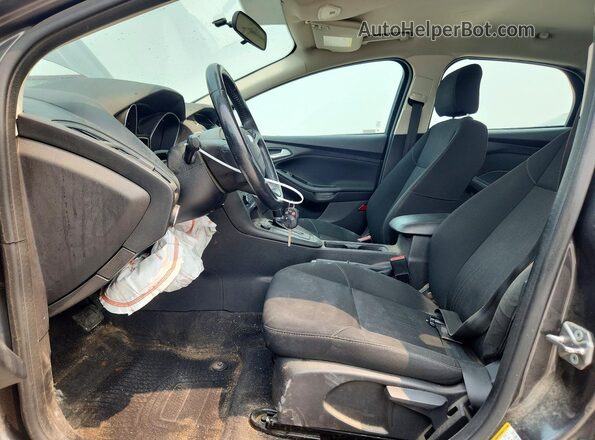 1FADP3F25JL292399 2018 FORD FOCUS Gray Widok wnętrza z przodu