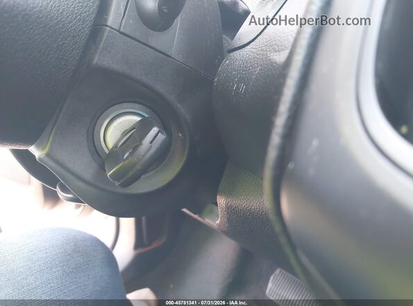 1FADP3F25JL317172 2018 FORD FOCUS Серый Вид панели приборов