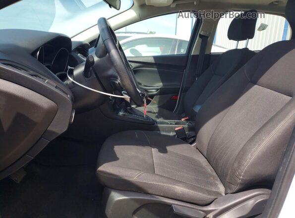 1FADP3F26GL224234 2016 FORD FOCUS Белый Вид салона спереди
