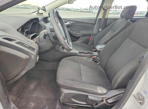 1FADP3F26GL233953 2016 FORD FOCUS White წინა სალონის ხედი