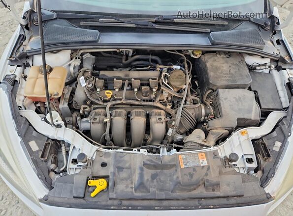 1FADP3F26GL233953 2016 FORD FOCUS White უკანა სალონის ხედი