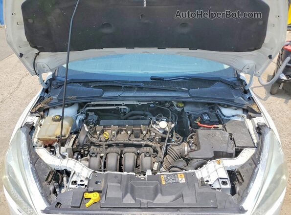 1FADP3F26GL327654 2016 FORD FOCUS Black Սալոնի հետևի տեսք