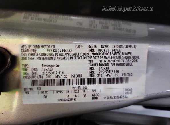 1FADP3F26GL361206 2016 FORD FOCUS Silver Vista del compartimento del motor