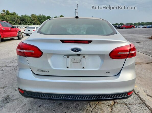 1FADP3F26HL325727 2017 FORD FOCUS Silver Widok z tyłu