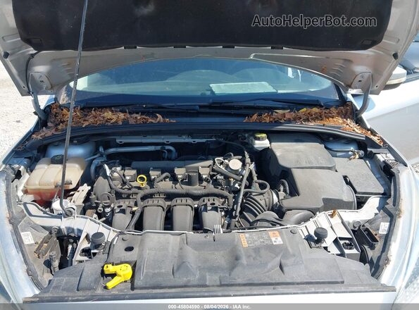 1FADP3F26HL339823 2017 FORD FOCUS Silver უკანა ხედი
