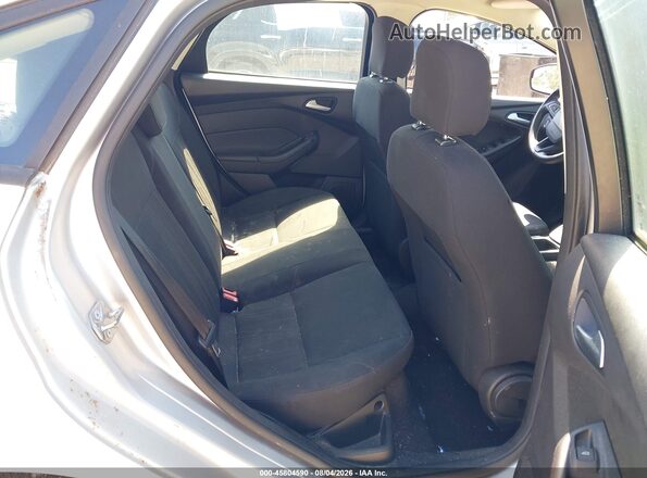 1FADP3F26HL339823 2017 FORD FOCUS Silver VIN კოდის სტიკერის ხედი