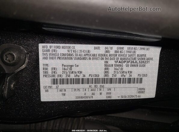 1FADP3F26JL328231 2018 FORD FOCUS Gray Vista del compartimento del motor