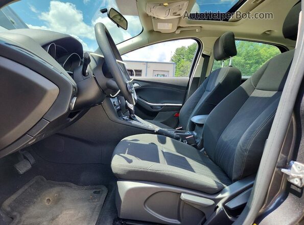 1FADP3F27GL200539 2016 FORD FOCUS Gray Widok wnętrza z przodu