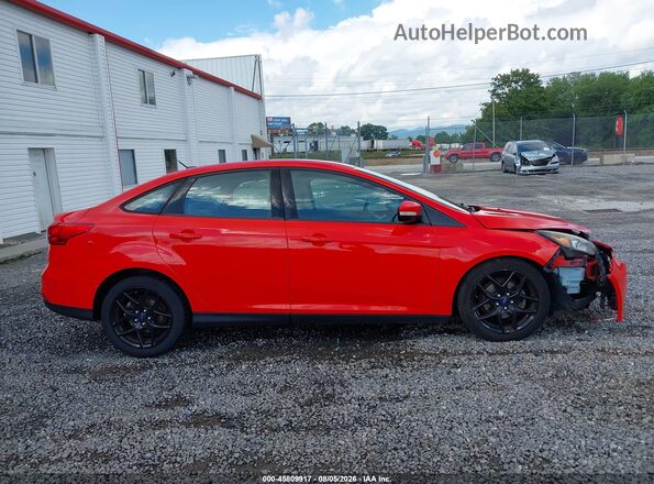 1FADP3F27GL316095 2016 FORD FOCUS Red Вид задньої частини салону