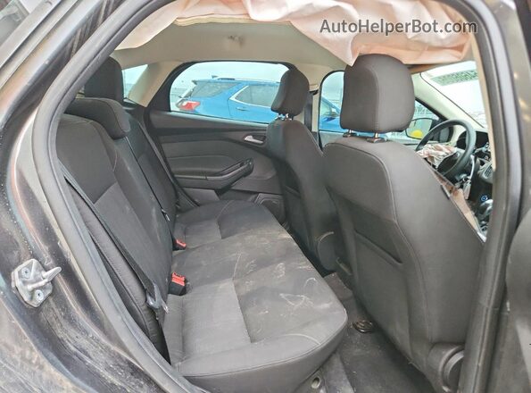1FADP3F27GL391556 2016 FORD FOCUS Gray Rear seats view