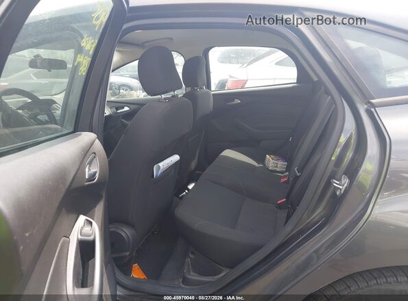 1FADP3F27HL217942 2017 FORD FOCUS Gray VIN կոդի պիտակի տեսք