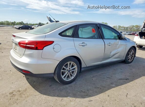1FADP3F27HL225250 2017 FORD FOCUS Серебряный Задняя правая четверть