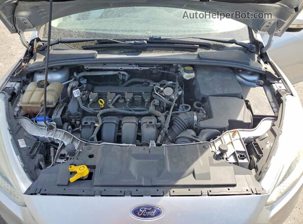 1FADP3F27HL225250 2017 FORD FOCUS Серебряный Вид задней части салона