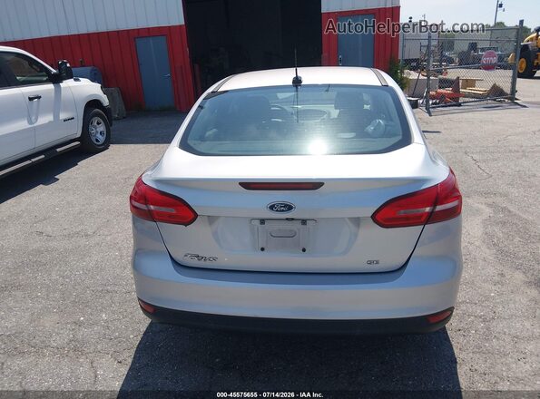 1FADP3F27HL320326 2017 FORD FOCUS Silver 