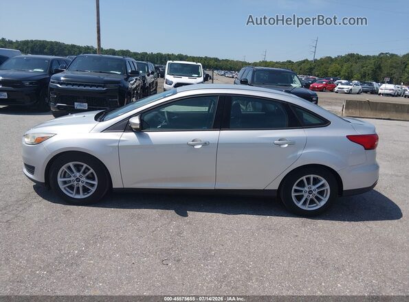 1FADP3F27HL320326 2017 FORD FOCUS Silver 