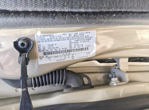 1FADP3F27JL204050 2018 FORD FOCUS Gold Vista del compartimento del motor