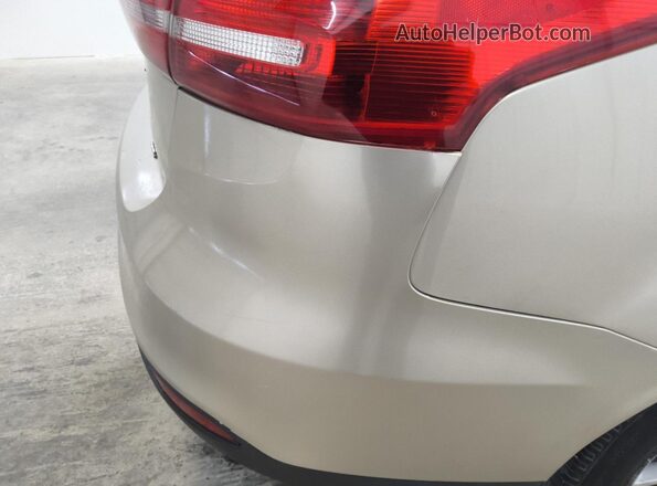 1FADP3F27JL204050 2018 FORD FOCUS Gold 