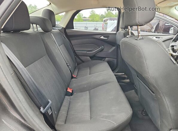 1FADP3F27JL254494 2018 FORD FOCUS Gray Widok tylnych siedzeń
