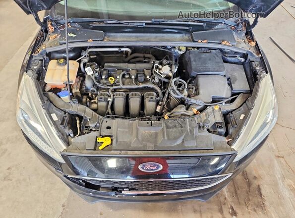 1FADP3F28GL282216 2016 FORD FOCUS Черный Вид задней части салона