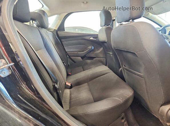 1FADP3F28GL282216 2016 FORD FOCUS Черный Вид задних сидений