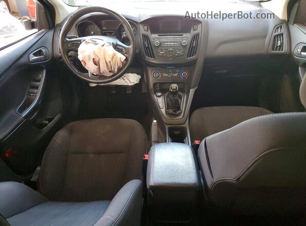 1FADP3F28GL335836 2016 FORD FOCUS Black Vista del salpicadero